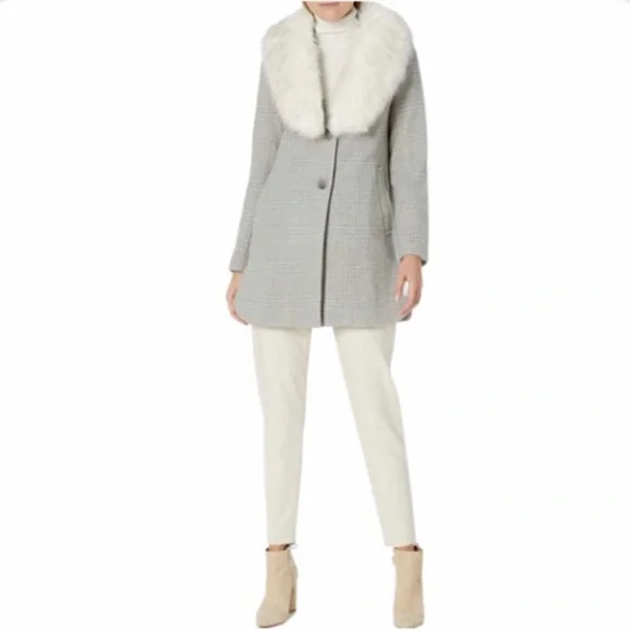 T Tahari Jackets Coats T Tahari Olivia Plaid Coat With Faux